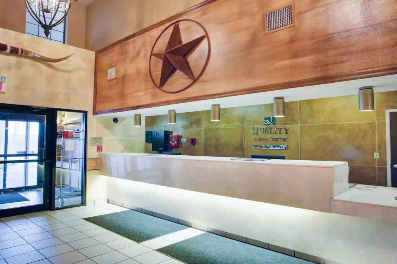 Quality Inn & Suites Airport Όστιν Εξωτερικό φωτογραφία