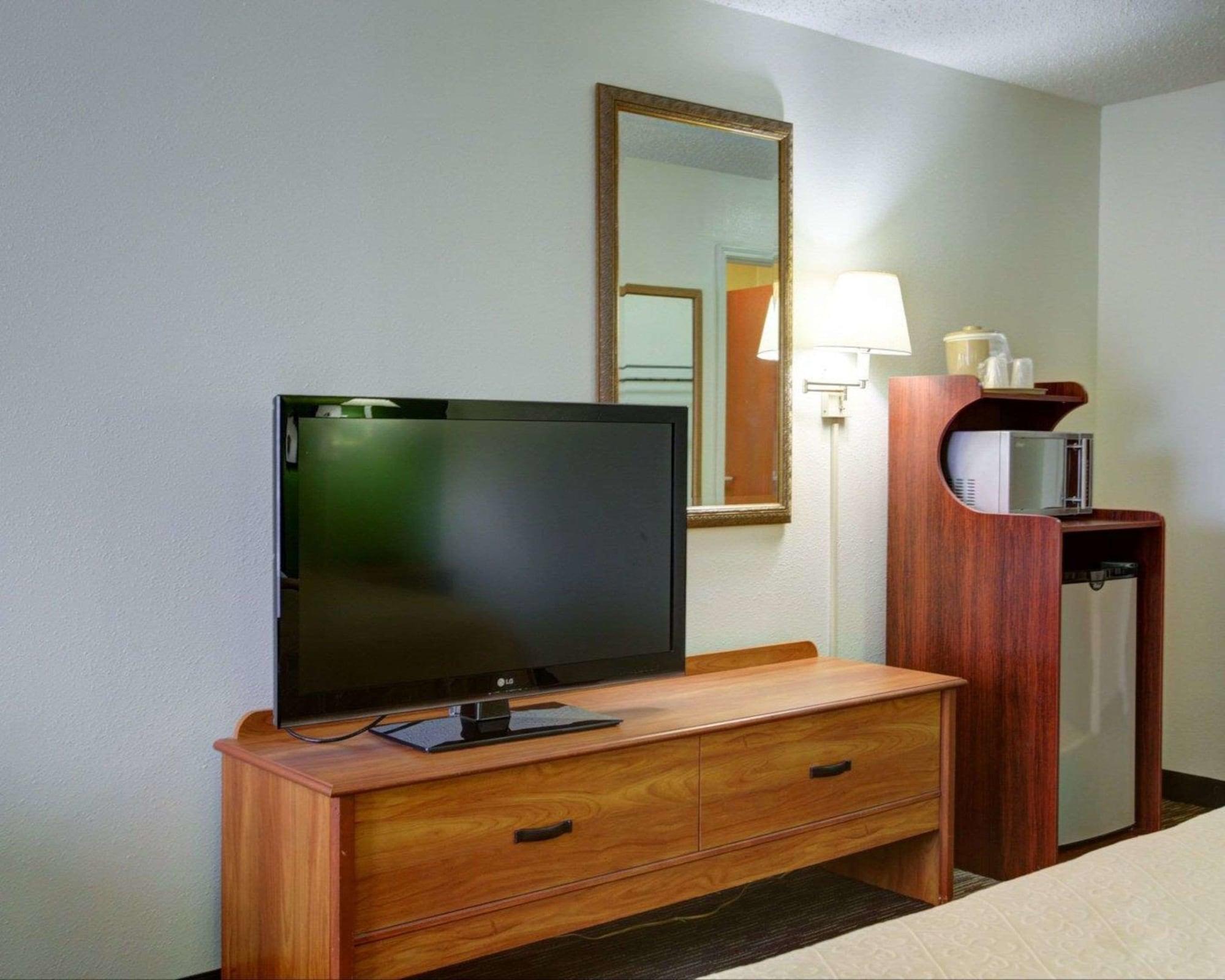 Quality Inn & Suites Airport Όστιν Εξωτερικό φωτογραφία