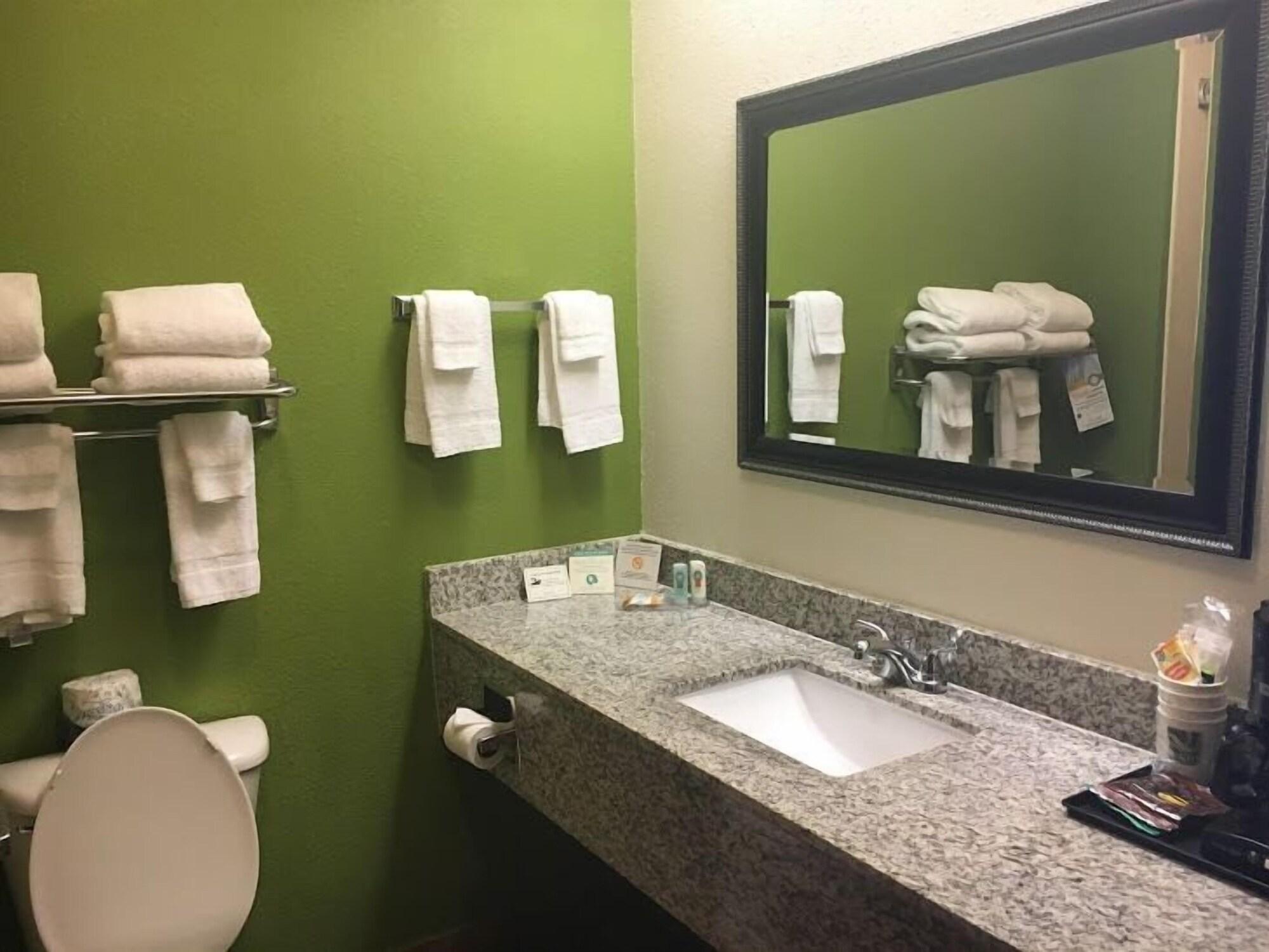 Quality Inn & Suites Airport Όστιν Εξωτερικό φωτογραφία