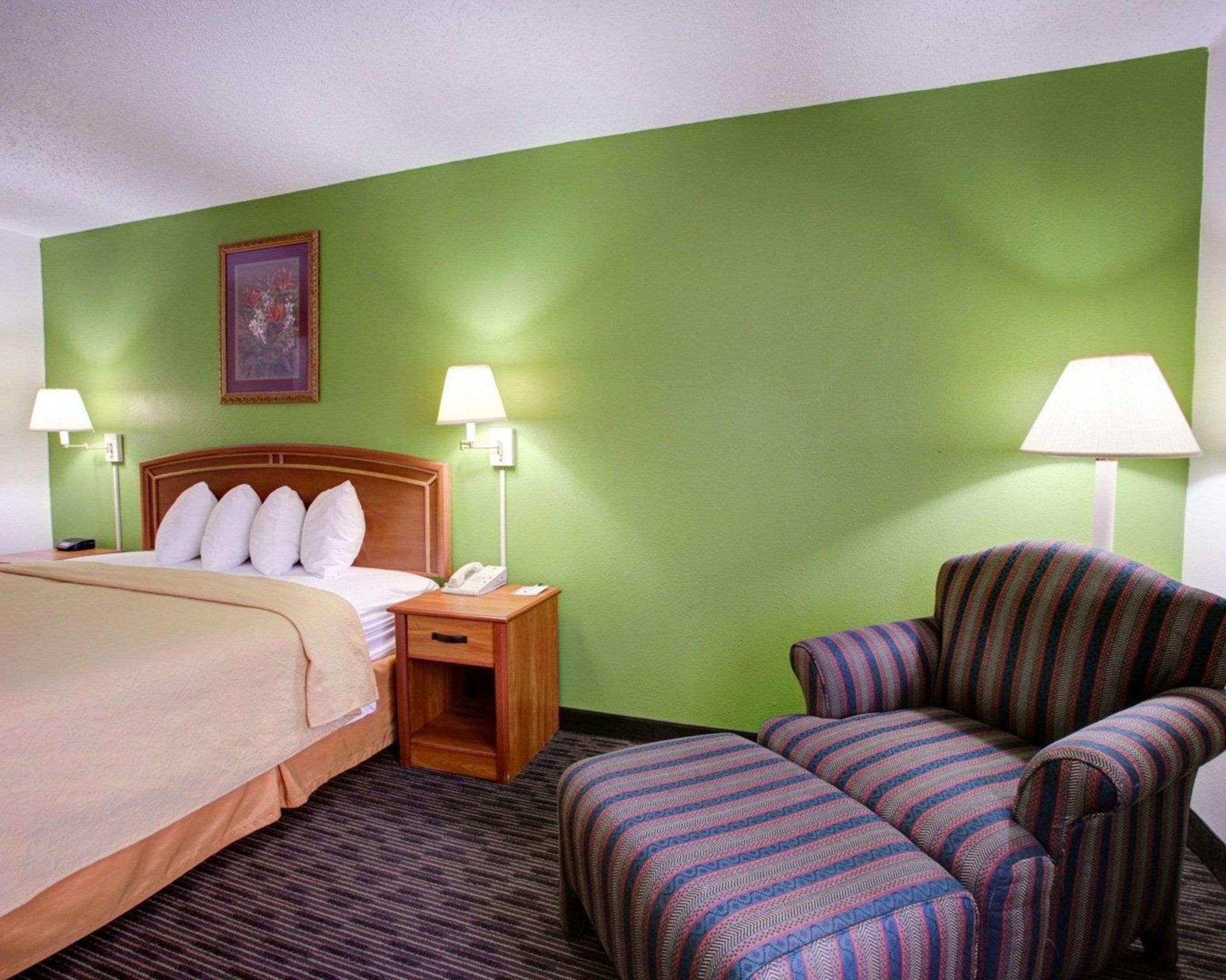 Quality Inn & Suites Airport Όστιν Εξωτερικό φωτογραφία