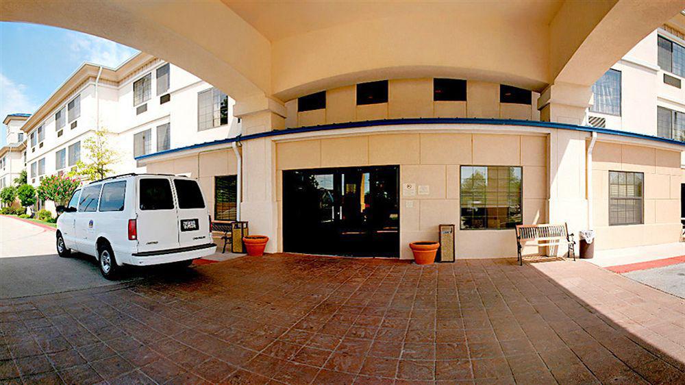 Quality Inn & Suites Airport Όστιν Εξωτερικό φωτογραφία